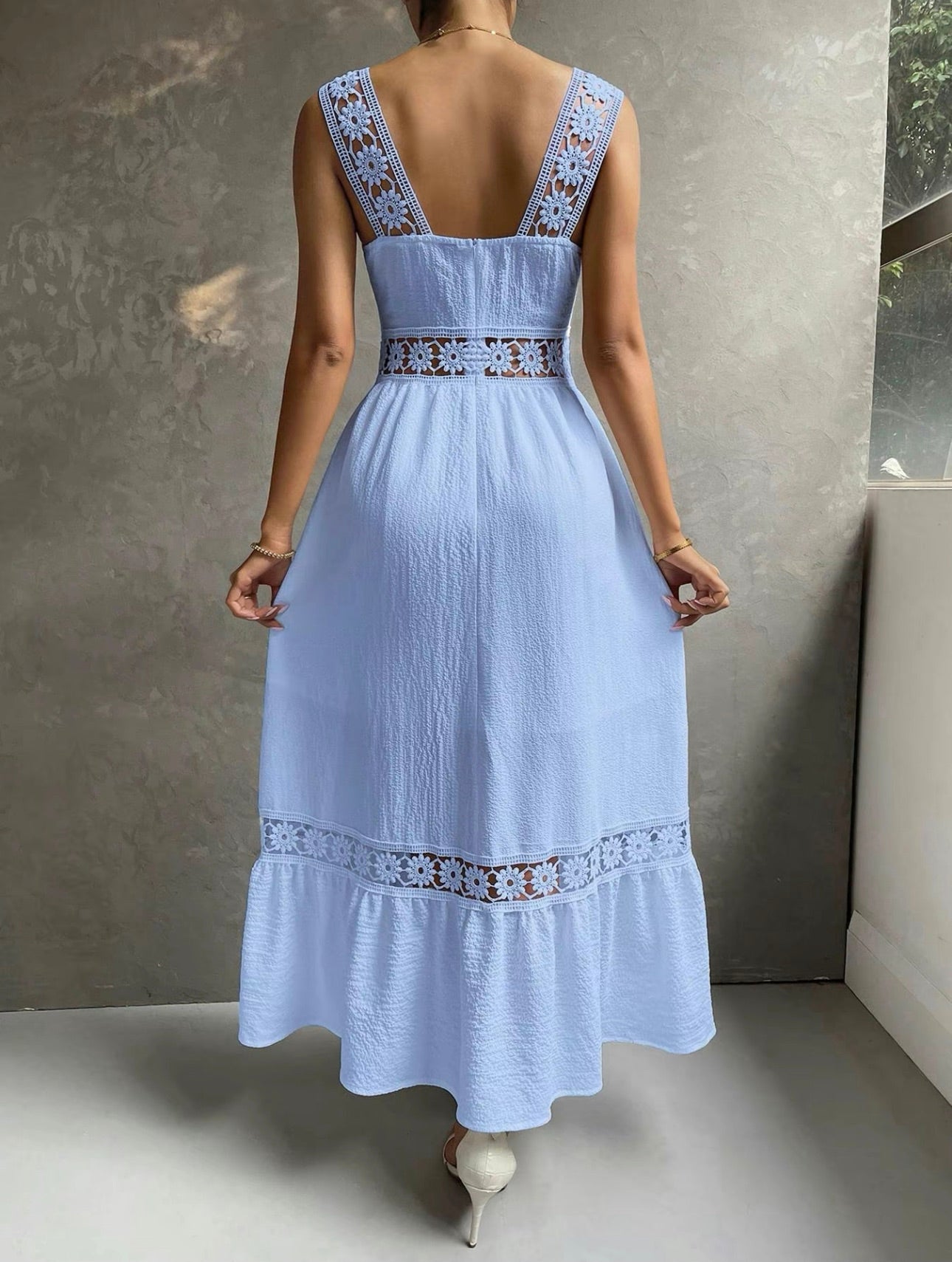 Women's Contrast Lace Flower Decor Hollow Out A Line Dress, Casual Sleeveless Square Neck Long Dress for Summer